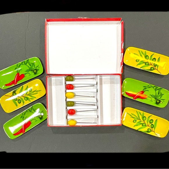 12 PC Geneviève Lethu vintage olive & pepper tapa appetizer dish set From France - Picture 2 of 10